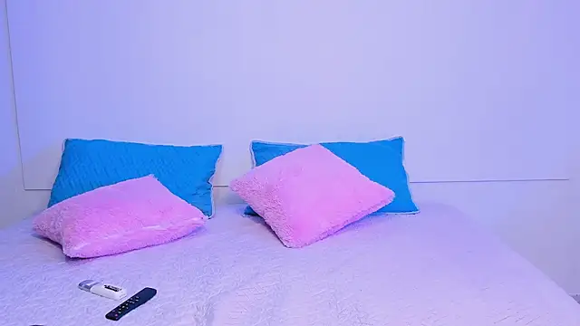 Honey sweett  online show from 10.21.25