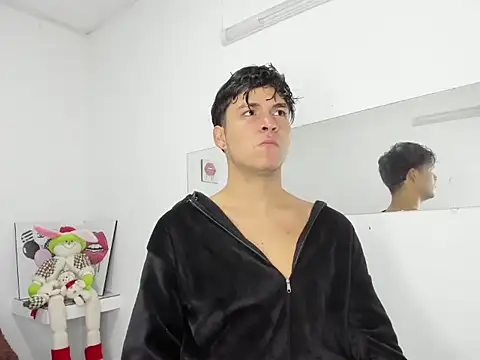 Snapshot of Aaron_Foxxx chatting on 01.14.26 Aaron Foxxx online show from 01.14.26