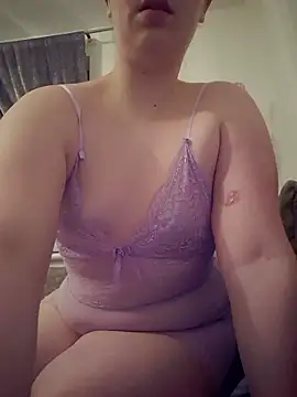 Brutal brunettexx online show from 01.12.26