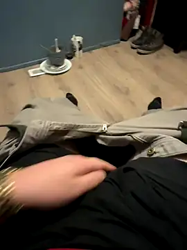 Snapshot of latenightguy chatting on 10.24.25 latenightguy online show from 10.24.25