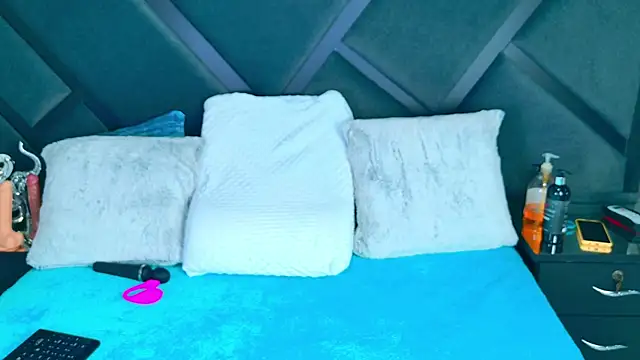 Snapshot of LexyRooss chatting on 12.05.25 LexyRooss online show from 12.05.25