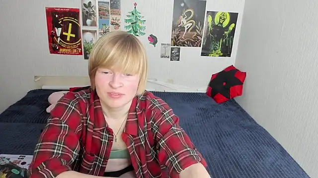 Cattie w  online show from 03.07.26