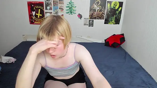 Cattie w  online show from 06.10.26