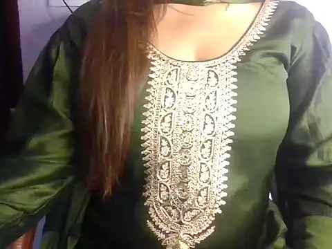 LOVELY SUKOON online show from 10.21.25