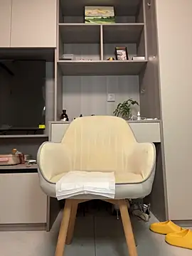 Snapshot of POS001 chatting on 03.20.26 POS001 online show from 03.20.26