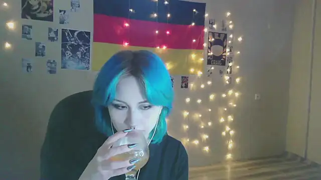 LeisaHopperstad online show from 01.08.26