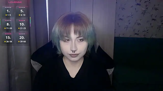 LeisaHopperstad online show from 05.04.26