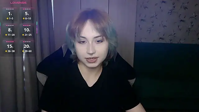 LeisaHopperstad online show from 05.08.26