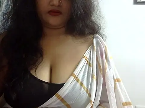 Snapshot of aarohee9 chatting on 12.01.25 aarohee9 online show from 12.01.25