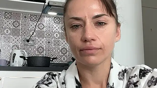 Roriann online show from 02.10.26