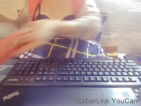 Snapshot of hyhy_99 chatting on 01.16.26 hyhy 99 online show from 01.16.26