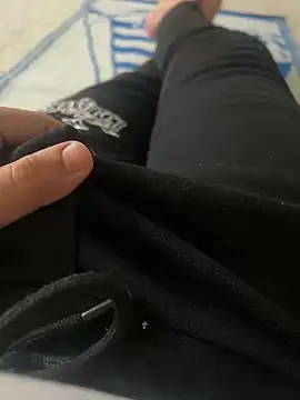 0Mid00 online show from 10.11.25