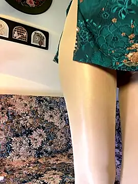 Snapshot of sharony_x chatting on 01.13.26 sharony x online show from 01.13.26