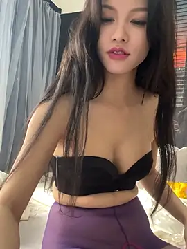 Snapshot of sharony_x chatting on 02.19.26 sharony x online show from 02.19.26