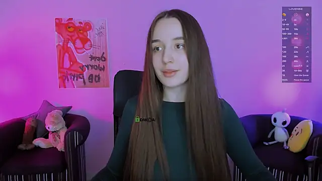 Snapshot of leslie_bird chatting on 11.26.25 leslie bird online show from 11.26.25