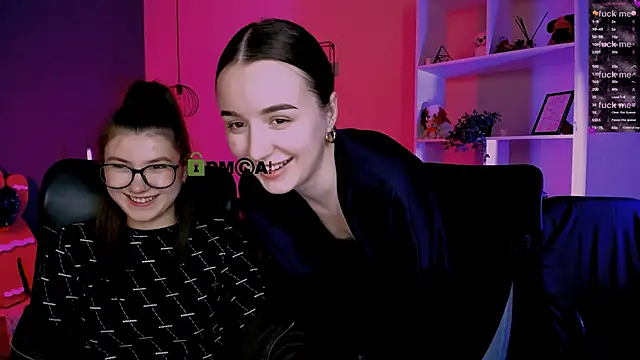 Snapshot of leslie_bird chatting on 01.07.26 leslie bird online show from 01.07.26