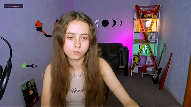 Snapshot of rebecca_smile chatting on 10.27.25 rebecca smile online show from 10.27.25