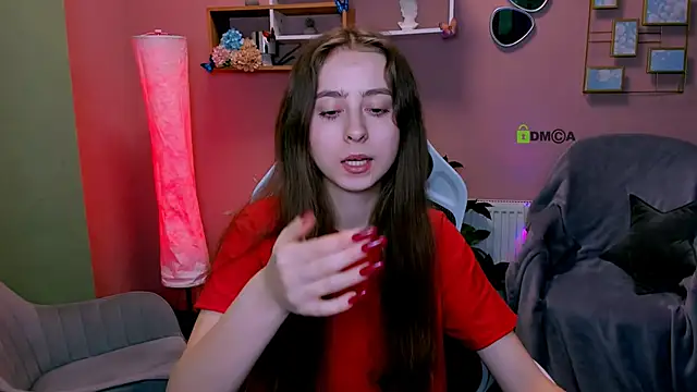 Snapshot of rebecca_smile chatting on 11.15.25 rebecca smile online show from 11.15.25