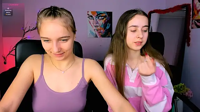 Snapshot of rebecca_smile chatting on 12.14.25 rebecca smile online show from 12.14.25