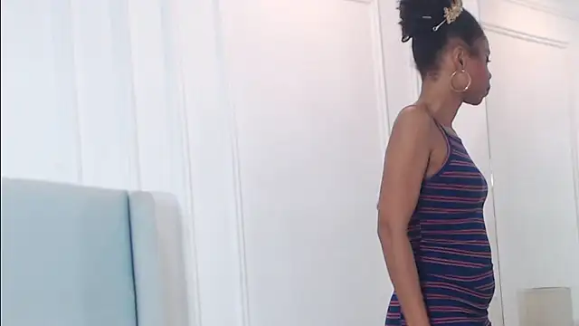 Snapshot of ChantalGarner chatting on 12.19.25 ChantalGarner online show from 12.19.25