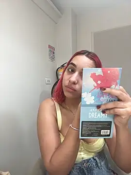 Snapshot of theladymonserrateshow chatting on 11.27.25 theladymonserrateshow online show from 11.27.25