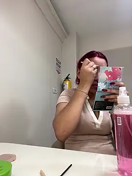 Snapshot of theladymonserrateshow chatting on 02.03.26 theladymonserrateshow online show from 02.03.26