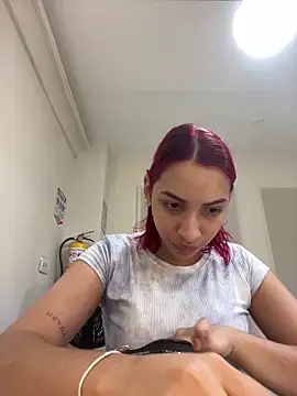 Snapshot of theladymonserrateshow chatting on 02.12.26 theladymonserrateshow online show from 02.12.26