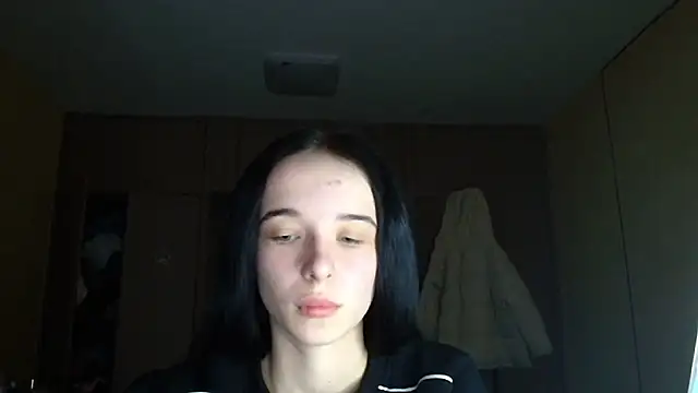 Emilia Light online show from 01.06.26