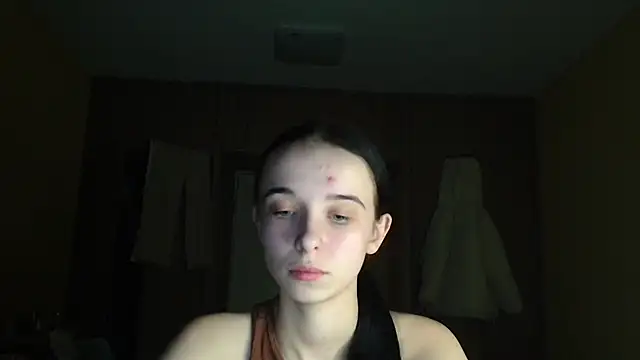 Emilia Light online show from 01.11.26