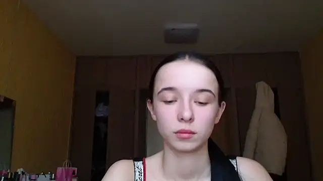 Emilia Light online show from 03.07.26