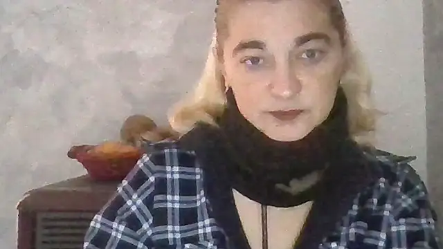 GoldenAngelMilf online show from 02.02.26