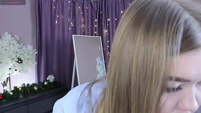 Snapshot of TwixieGuo chatting on 01.10.26 TwixieGuo online show from 01.10.26