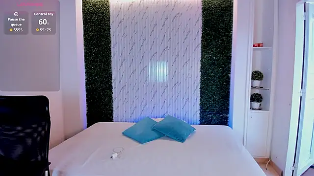 Caroline Millerr online show from 03.07.26