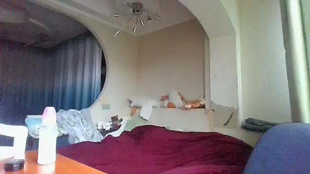 QueenMomyS online show from 11.21.25