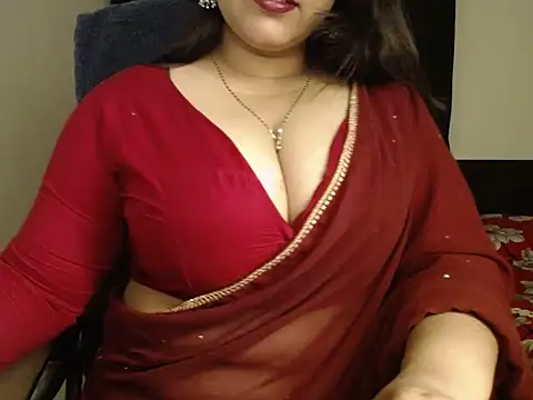 Snapshot of Queen_Homaira chatting on 02.17.26 Queen Homaira online show from 02.17.26
