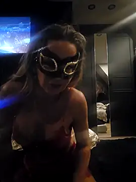 Snapshot of WhimsicalBirdette chatting on 10.08.25 WhimsicalBirdette online show from 10.08.25