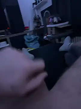 Snapshot of Penisbrutaldick chatting on 01.11.25 Penisbrutaldick online show from 01.11.25