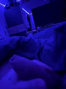 Snapshot of Penisbrutaldick chatting on 02.10.25 Penisbrutaldick online show from 02.10.25