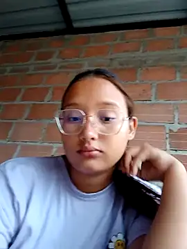 young dairy01 online show from 11.28.25