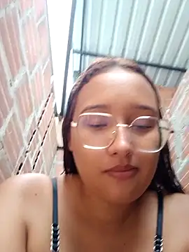 young dairy01 online show from 12.20.25