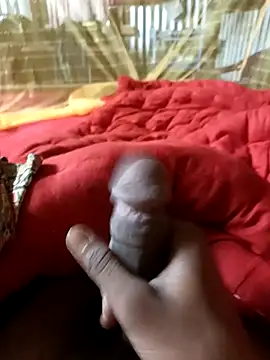 Snapshot of WrongAngle30 chatting on 11.29.25 WrongAngle30 online show from 11.29.25