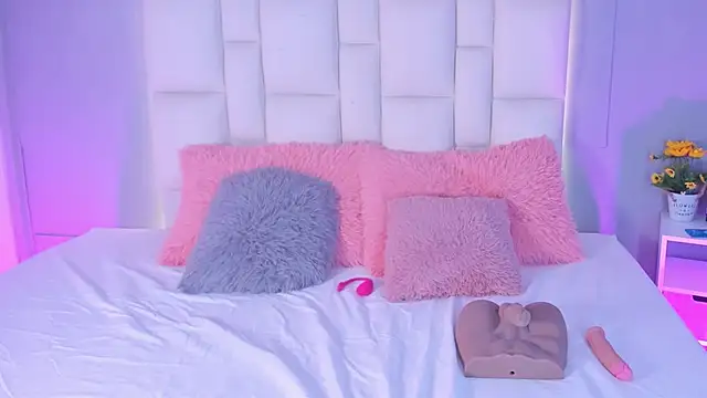 Athenea  fox online show from 11.25.25