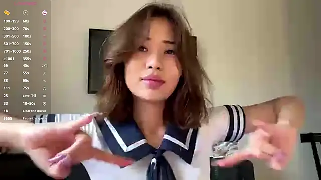 Ur neighbor Kira online show from 07.03.26