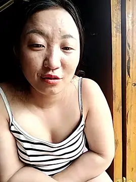 Snapshot of zhen-zo chatting on 05.18.26 zhen-zo online show from 05.18.26