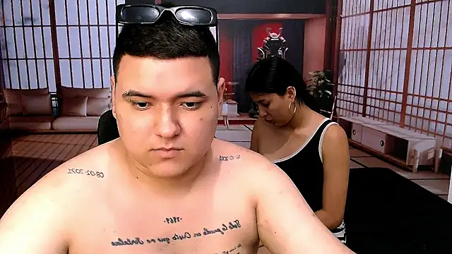 Charly and laura online show from 10.22.25