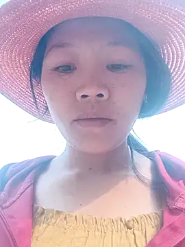 Snapshot of bree-zz chatting on 03.03.26 bree-zz online show from 03.03.26