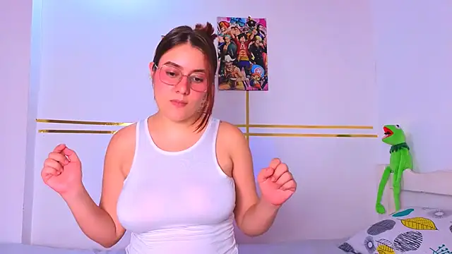 Snapshot of LyraCarter chatting on 02.26.26 LyraCarter online show from 02.26.26