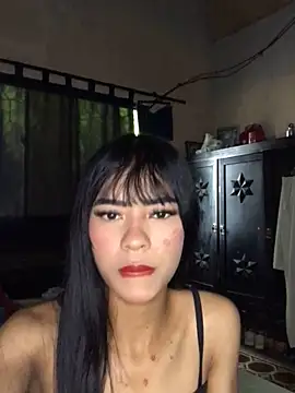 Snapshot of lachina_m chatting on 09.26.25 lachina m online show from 09.26.25