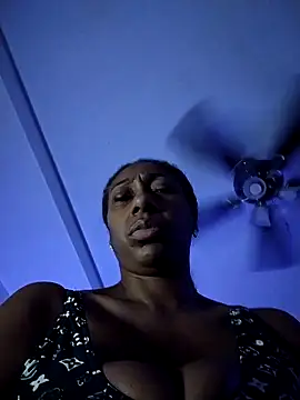 MadamGlam online show from 09.28.25