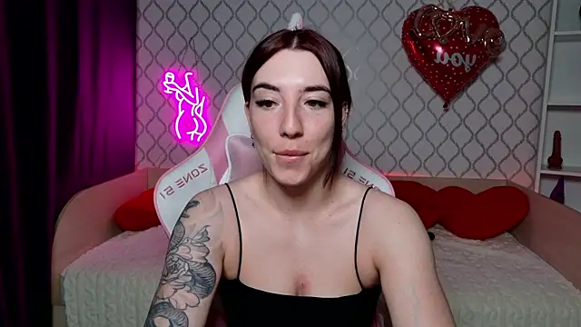 Curious Lily online show from 03.18.26